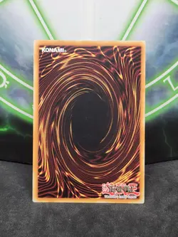 Yugioh Dark Magician CT14-EN001 Secret Rare NM - Image 2