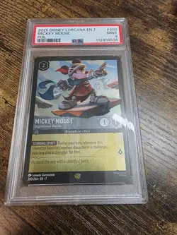 2025 DISNEY LORCANA EN 7 #200 MICKEY MOUSE - INSPIRATIONAL WARRIOR PSA 9 - Image 2