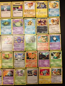 Pokemon - Assorted Vintage / Mid Era Bulk Bundle MP-HP 100 Cards - Image 4