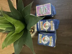 Pokemon TCG Bulk Card Lot 1,135 cards, ETB, Holos/Reverse/Commons - Image 1