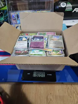 8LBS of BULK POKEMON CARDS--6LBS COMMON AND UNCOMMON WITH 1.5LBS HOLOS - Image 5
