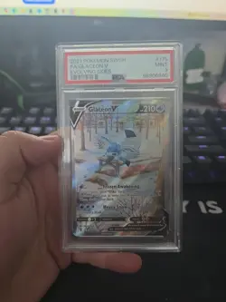 Pokemon Tcg Glaceon v Alternate Full Art Holo Card 175/203 Evolving Skies PSA 9 - Image 2