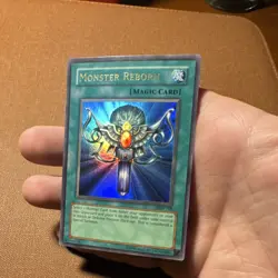 Yu-Gi- Oh! Monster Reborn LOB-118 Unlimited Original Print Near Mint - Image 1