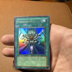 Yu-Gi- Oh! Monster Reborn LOB-118 Unlimited Original Print Near Mint - Image 3