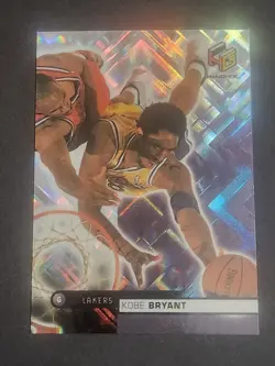 1999-00 Upper Deck HoloGrFX KOBE BRYANT #28🔥Los Angeles Lakers🔥HOF🔥 - Image 1