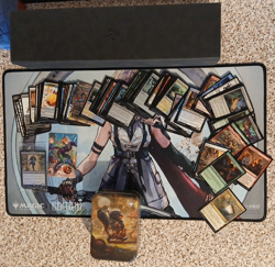 Magic The Gathering Card Lot Tin Play Mat Game Genic 100 Cards Spiderman - Image 1