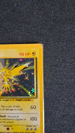 Zapdos 1999 Pokemon English Unlimited Base Set Zapdos Holo 16/102 - Image 4