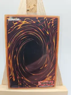 Yu-Gi-Oh! TCG Pyramid of Light Limited Edition MOV-EN004 Near Mint Condition - Image 4