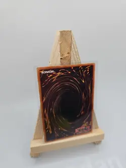 Yu-Gi-Oh! TCG Pyramid of Light Limited Edition MOV-EN004 Near Mint Condition - Image 5