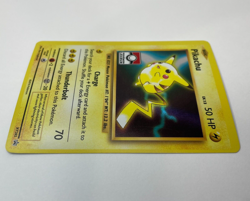 MISPRINT INK DOT AND SLIGHT CRIMP PIKACHU XY202 LEAGUE PROMO NM POKEMON - Image 4