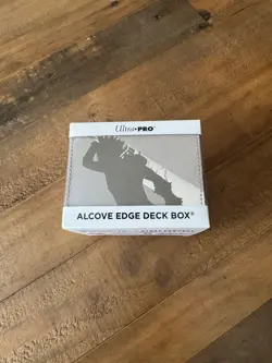 New Ultra Pro Magic the Gathering MTG Final Fantasy Alcove Edge Deck Box | Cloud - Image 1