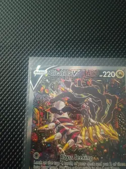Pokemon Card Giratina v Alt Art FA 186/196 Lost Origin SWSH 2022 LP Condition - Image 3