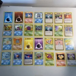 Pokemon Base Set Fossil Set Jungle Lot 28 Cards - Image 1