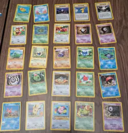 Pokemon 2001 Neo Discovery - 25x unique Card Unlimited Bundle NM/LP vintage - Image 1