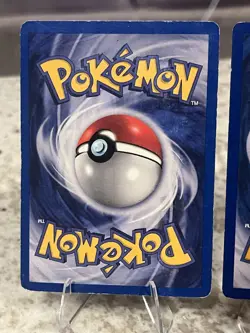 Pokemon TCG Vintage Lot- Neo Genesis, Neo Destiny: Kingdra Holo, Light Ninetales - Image 5