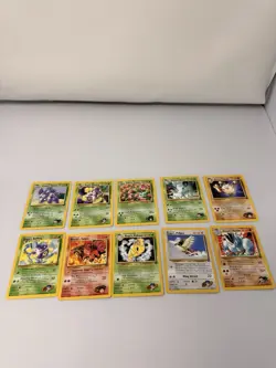 1999 Vintage Pokemon 10 Card Lot Ivysaur Vulpix Weezing Pidgey - Image 1