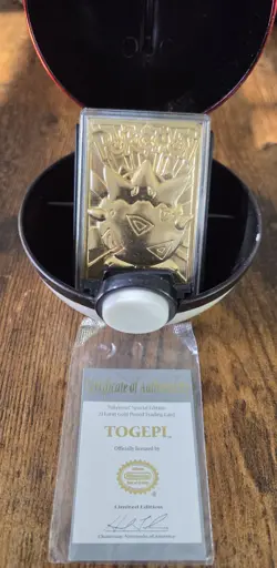 1999 Burger King Pokemon 23K Gold-Plated Togepi Trading Card in Poke Ball - Image 2