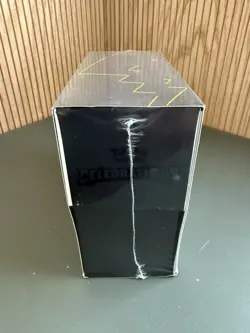 Pokemon TCG: 25th Anniversary Celebrations Elite Trainer Box (2021) 820650809439 - Image 3