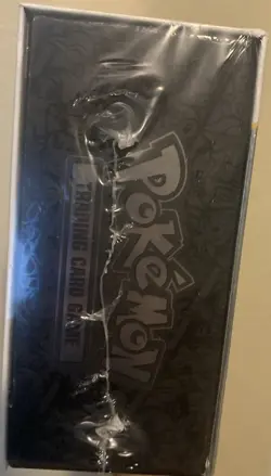 Pokemon Celebrations Ultra-Premium Collection Box 2021 Pikachu - Image 3