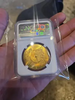 1999 Pokemon CHARMELEON #05 Brass 35mm Battling Coin NGC MS65 HIGH GRADE - Image 3
