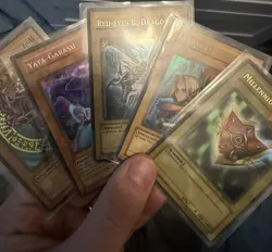 Konami Yu-Gi-Oh! TCG 100 Card Lot Yata-Garasu Red-Eyes B. Dragon Gemini Elf Eng - Image 1