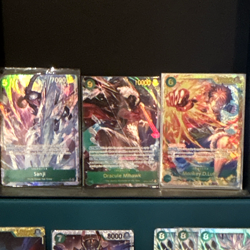 One Piece Sanji, Mihawk, Luffy, Perona, Law;Green Card Lot 1, 25 cards Total - Image 1