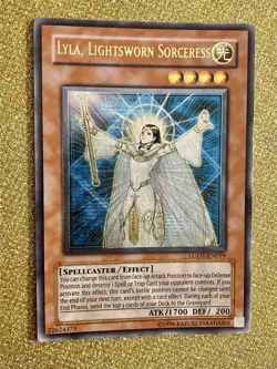 Lyla, Lightsworn Sorceress Ultimate Rare LOTD-EN019 Unlimited VLP-Nm Yugioh 2008 - Image 1