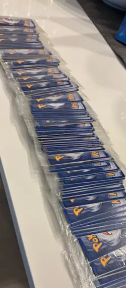 70 Pokemon Cards #34 Entei Black Diamond PROMO Reverse Holo - Image 3