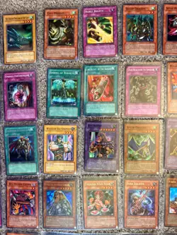 Great 2003 Yu-Gi-Oh Legacy of Darkness (LOD) Card Lot! - Image 4