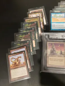 MTG Legends Cathedral of Serra Beckett 8.5 NM/Mint+ 1994 release Reserved List - Image 3