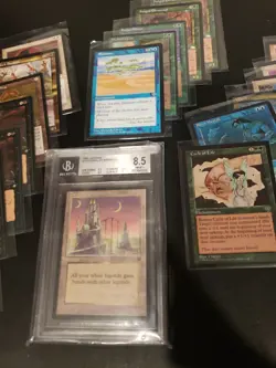 MTG Legends Cathedral of Serra Beckett 8.5 NM/Mint+ 1994 release Reserved List - Image 4