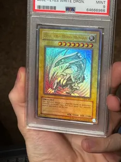 Blue Eyes White Dragon SDK-001 Ultra Rare FOIL BLEED ERROR Yugioh PSA 9 *966 - Image 4