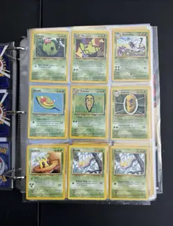 Pokemon Cards Vintage Binder 800+ Cards Vintage cards 100+ Energy & Trainer - Image 2