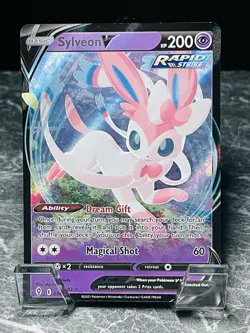 Sylveon V 074/203 Holo Ultra Rare Evolving Skies Pokemon TCG English - Image 1