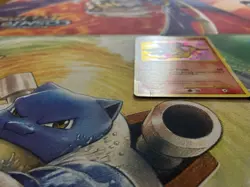 Vintage Pokemon Card Lot Holo Fire Secret Rare Moltres Articuno - Image 3