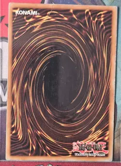 Yu-Gi-Oh! TCG Dark Magician of Chaos IOC-065 1st Edition Ultra Rare - Image 2