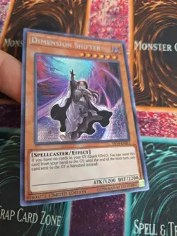 Yugioh Dimension Shifter TN19-EN012 Prismatic Secret Rare Limited Near Mint - Image 2