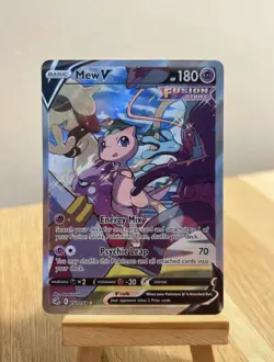 Pokemon TCG Fusion Strike Holo Full Art Ultra Rare Mew v 251/264 Near Mint - Image 1