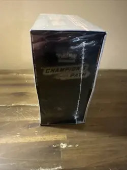 Pokemon Champion's Path ETB Elite Trainer Box Factory Sealed Brand New - Image 3