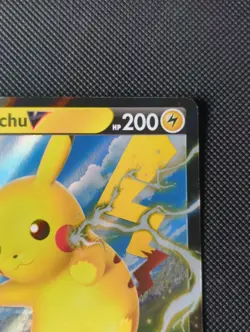 Pikachu V 086/264 Fusion Strike Ultra Rare Holo Pokemon Card - Image 4