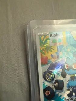 Riolu 215/198 Illustration Rare Scarlet & Violet Pokemon Holo Near Mint - Image 3