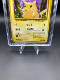 CGC 10 PIKACHU 1996 POKEMON BASE SET JAPANESE #25 [CGC 9.5 Blue Label] - Image 3