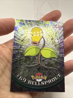 Bellsprout 2000 Topps Chrome Pokemon #69 Card - Image 4