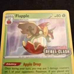 2020 POKEMON SWSH REBEL CLASH PRERELEASE FLAPPLE SWSH022 HOLO - Image 2