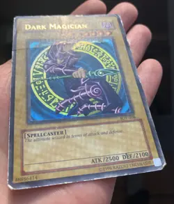 Dark Magician SDY-006 Unlimited Ultra Rare YuGiOh! Yugi Starter Deck DMG Damaged - Image 2