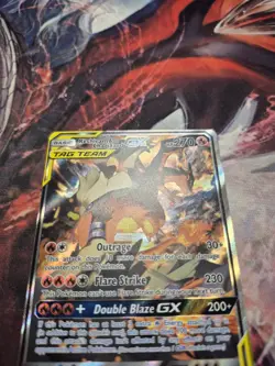 Pokemon Reshiram & Charizard GX TAG TEAM Black Star Promo SM201 Full Art MP - Image 2