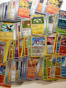 1100 Pokemon Cards - Bulk Lot - Reverse Holos Only - Near Mint Cards - Image 1