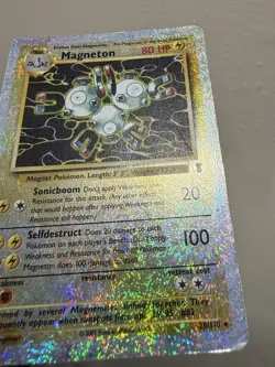Magneton HP 28/110 - Reverse Holo - Legendary Collection - Pokemon 2002 - Image 3