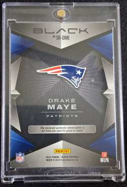 2024 Panini Black - Sizeable Rookie Memorabilia Drake Maye #SR-DME 25/50 RC - Image 2
