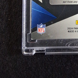 2024 Panini Black - Sizeable Rookie Memorabilia Drake Maye #SR-DME 25/50 RC - Image 3